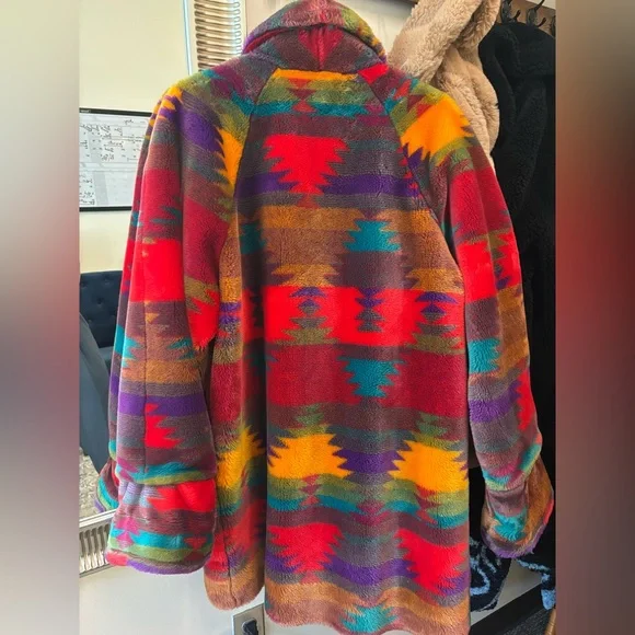 Vintage Bright Plush Oversized Aztec Print Coat size M